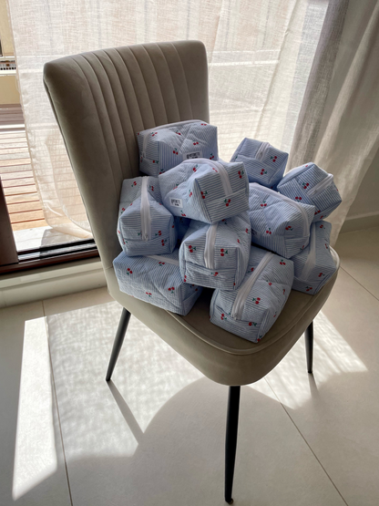 Beauty case cherries